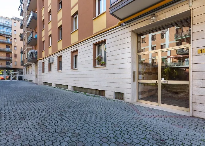 Guesthost - San Donato Fiera House X6