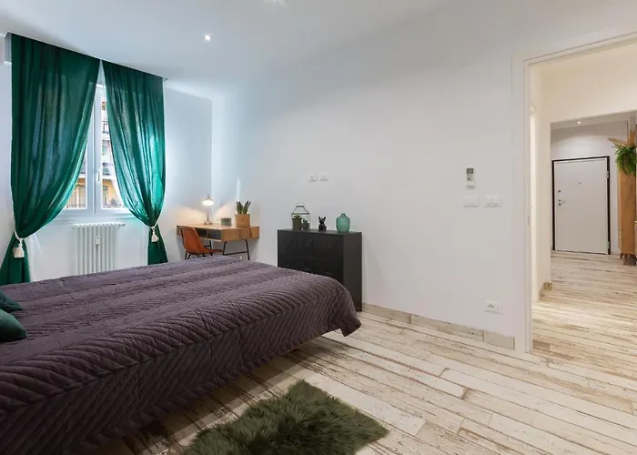 Guesthost - San Donato Fiera House X6 아파트 볼로냐