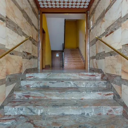 San Donato Fiera House X6 *