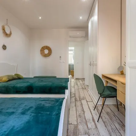 Guesthost - San Donato Fiera House X6 아파트 볼로냐
